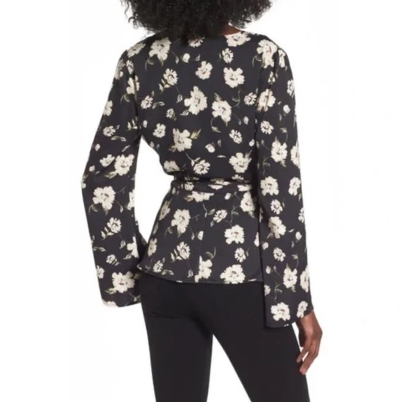 L'academie The Eliot Floral Wrap Blouse Top - Picture 4 of 13